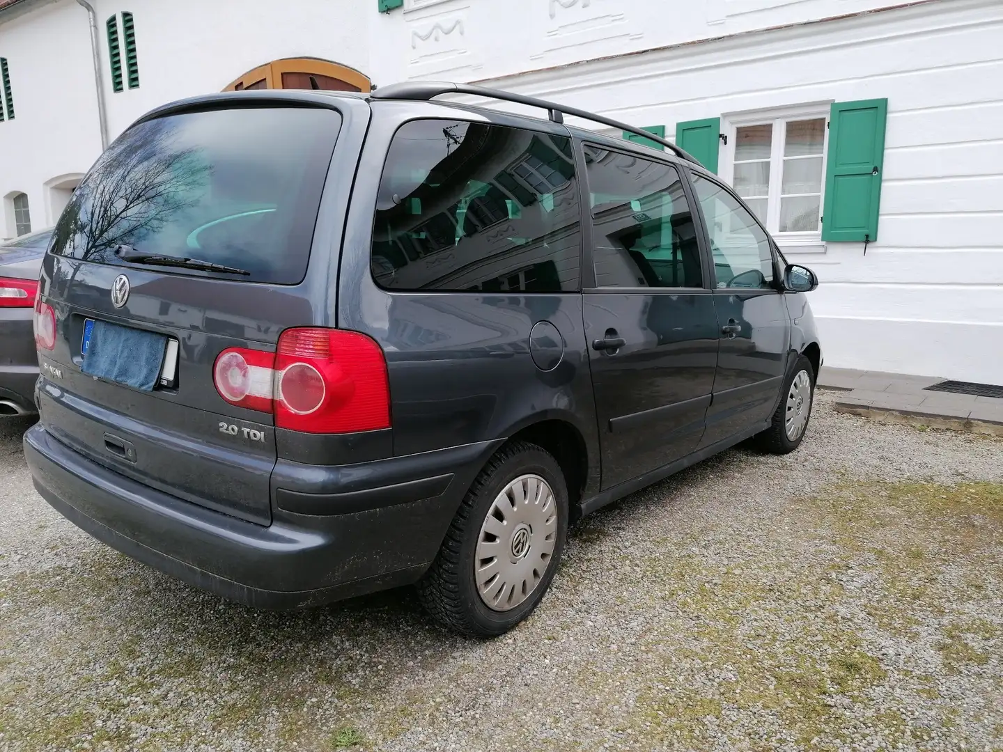 Volkswagen Sharan 2.0 TDI Comfortline Szary - 2