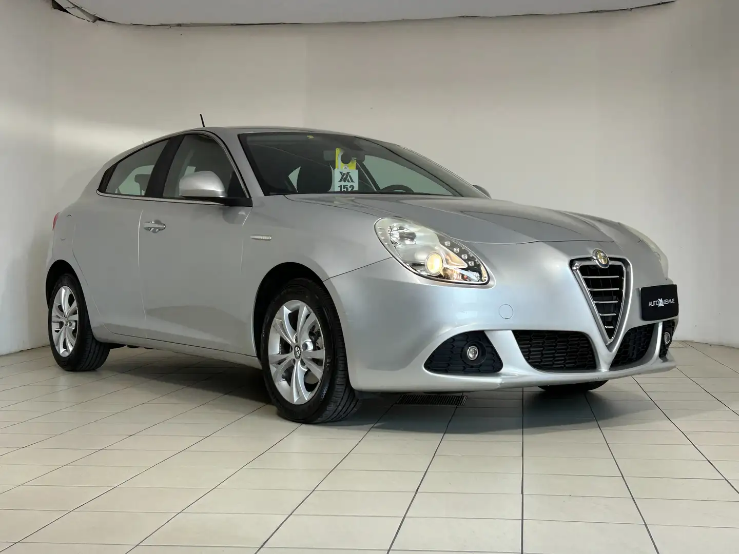 Alfa Romeo Giulietta Distinctive 1.6 jtdm + Sensori di parcheggio post. Argento - 1