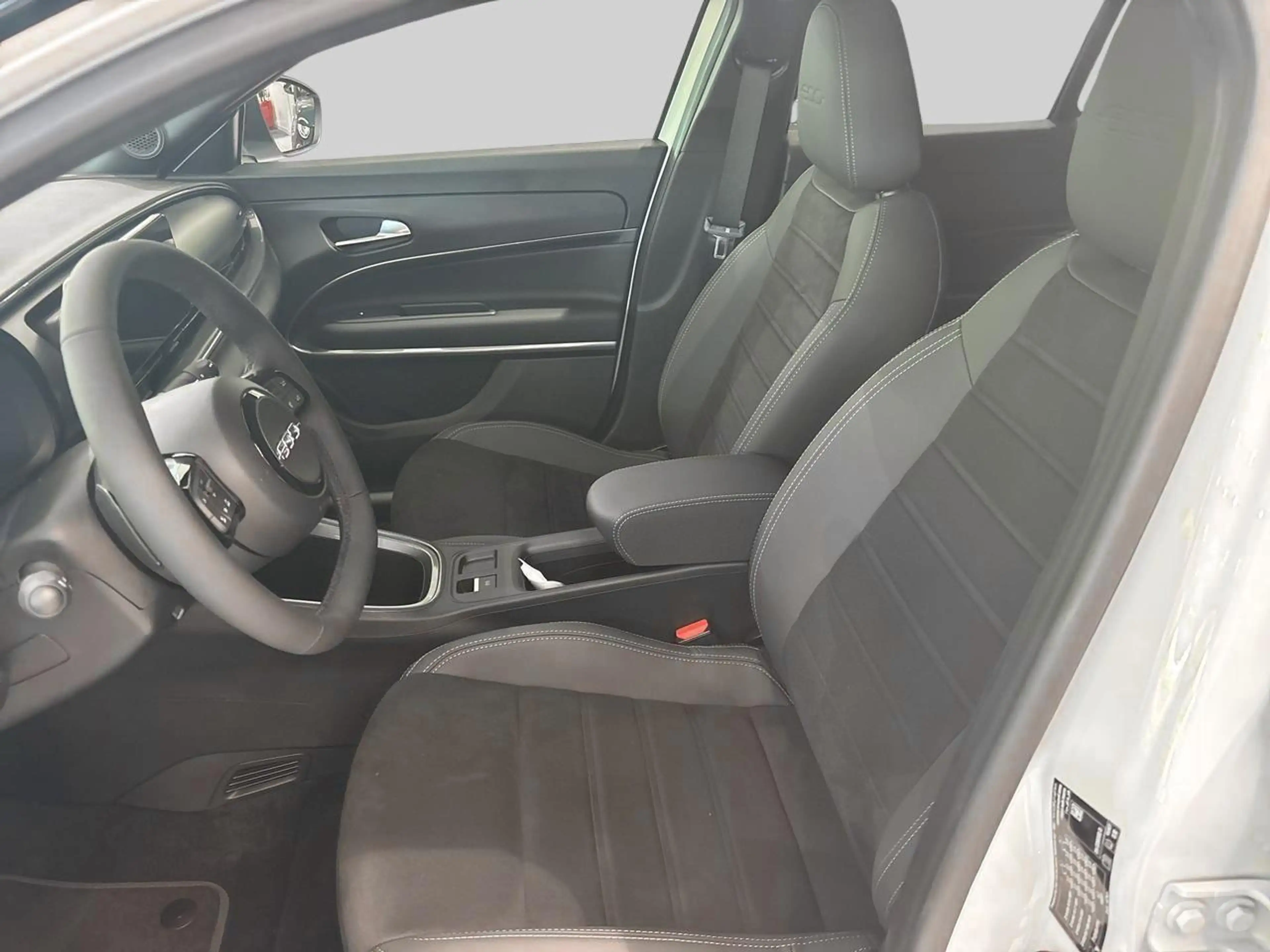 Fiat 600 1.2 Hybrid 600 Hybrid Sport 145pk — photo 8