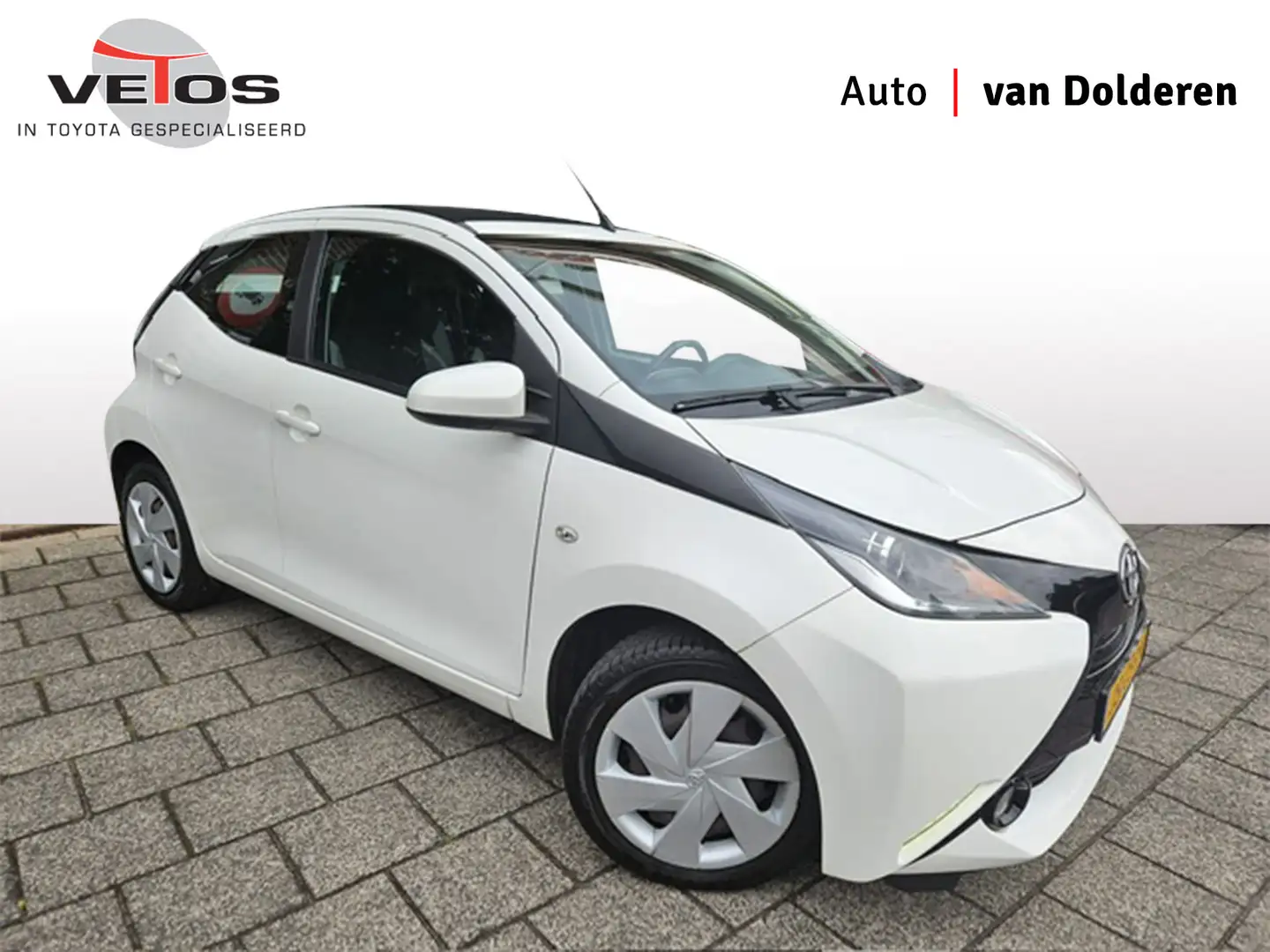 Toyota Aygo 1.0 VVT-i x-wave Cabrio Wit - 1