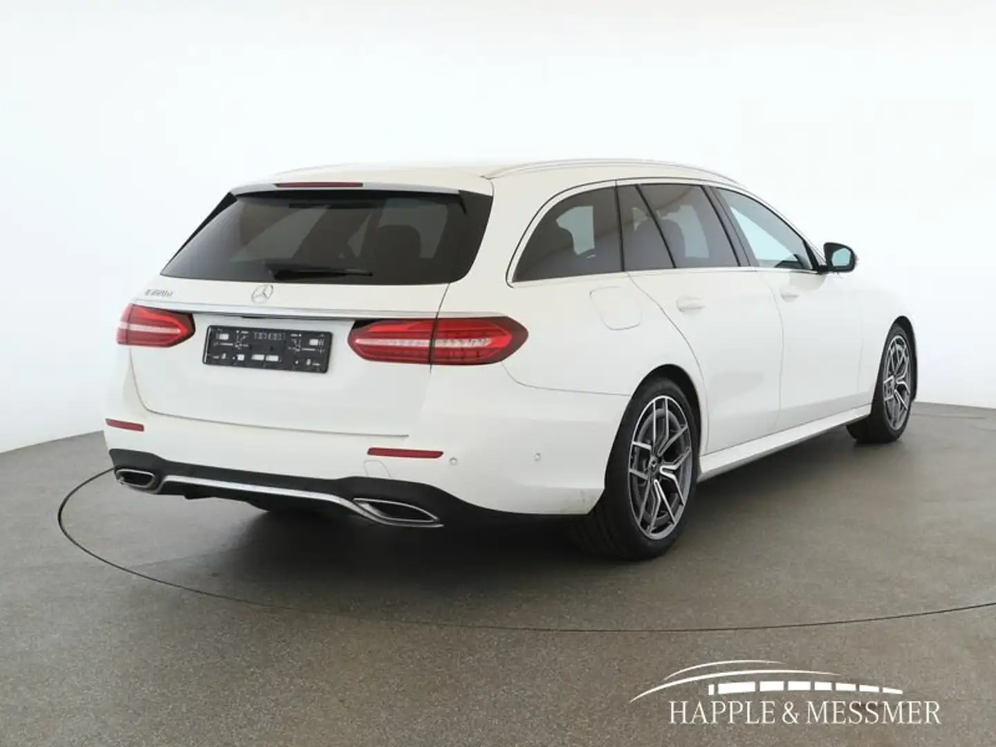 Mercedes-Benz E 220 E 220 d T-Modell AMG/AHK/SHG/Esche schwarz Blanc - 2