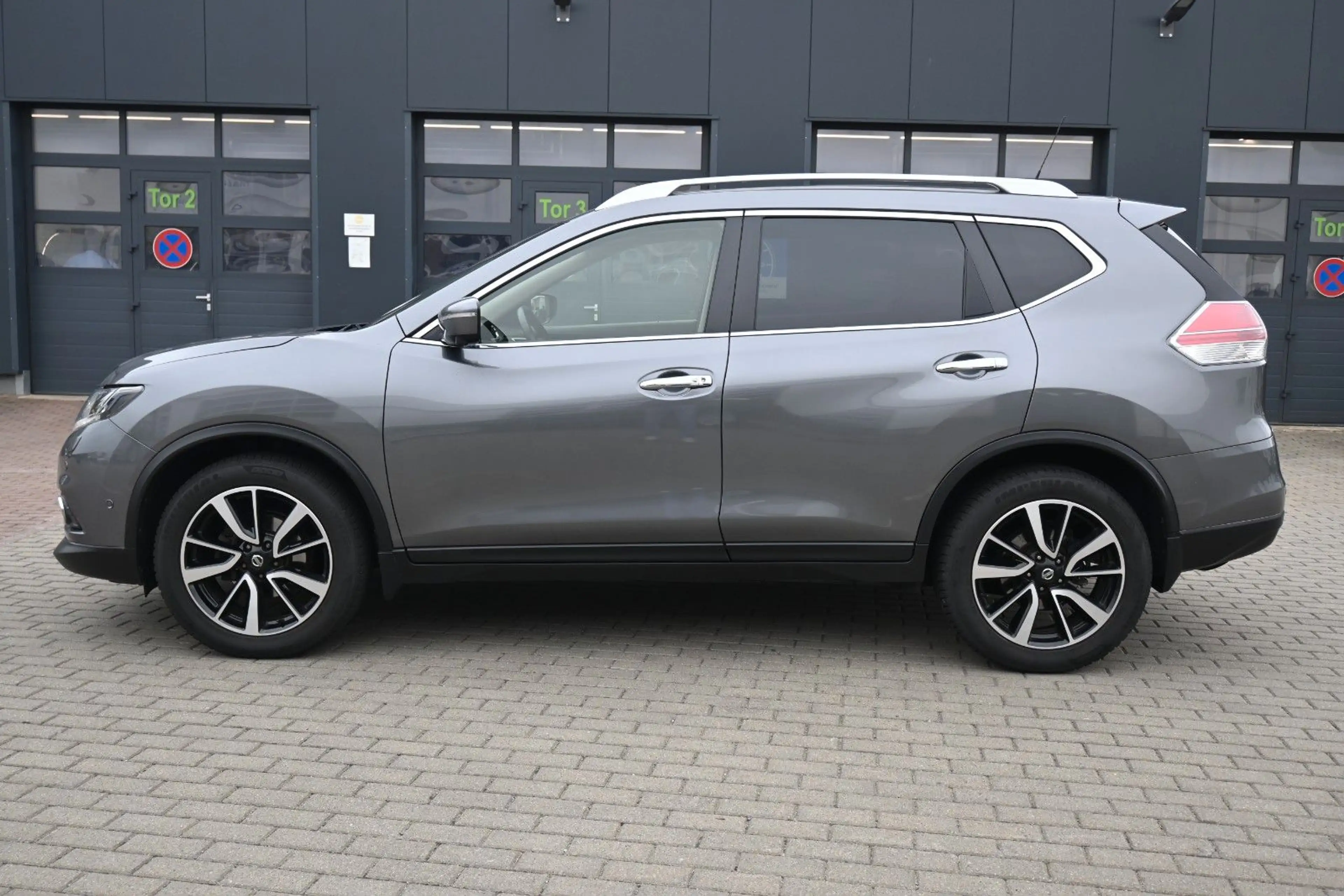 Nissan X-Trail 1.6 DIG-T Schalter Tekna 4x2*360°*Pano — photo 2