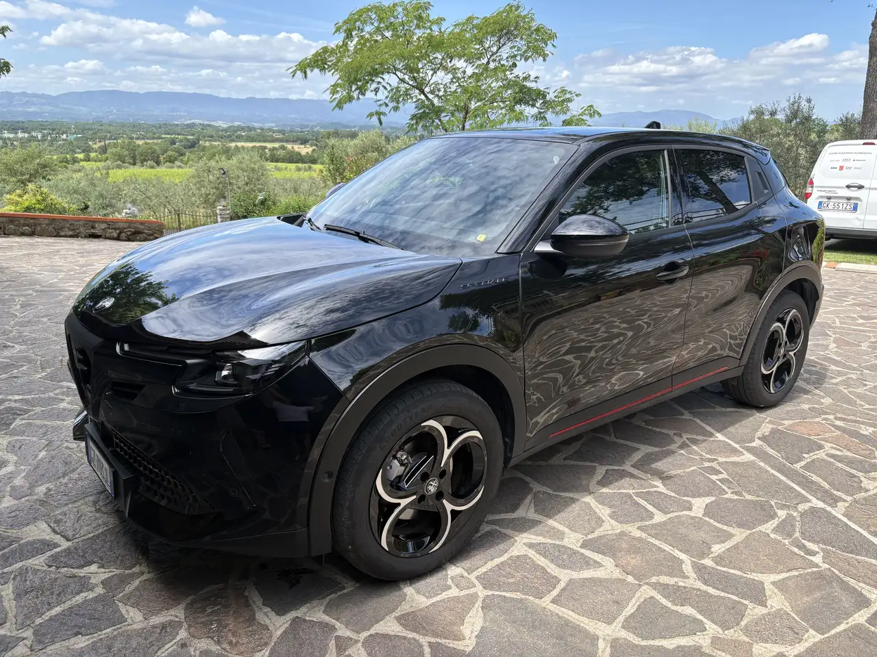 Alfa Romeo Junior 2025