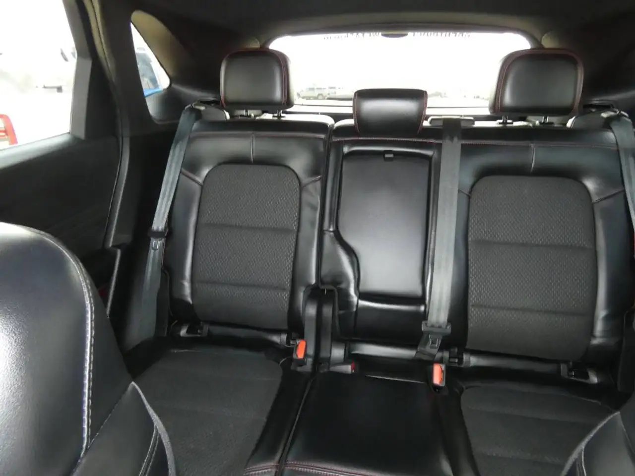 Ford Escape снимка Ford Escape