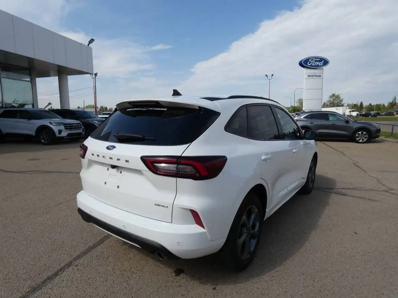 Ford Escape снимка Ford Escape