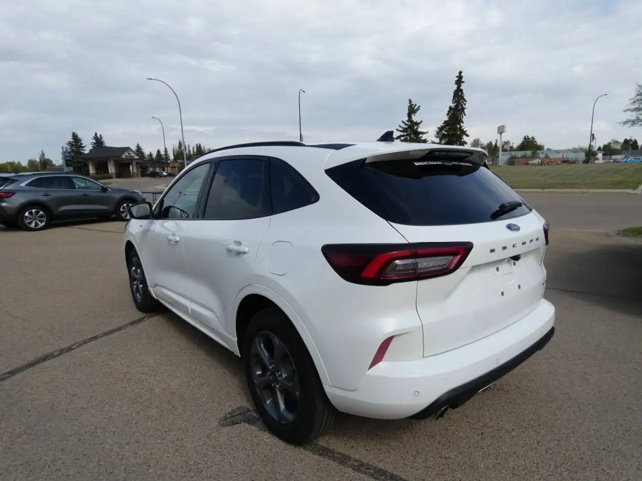 Ford Escape снимка Ford Escape