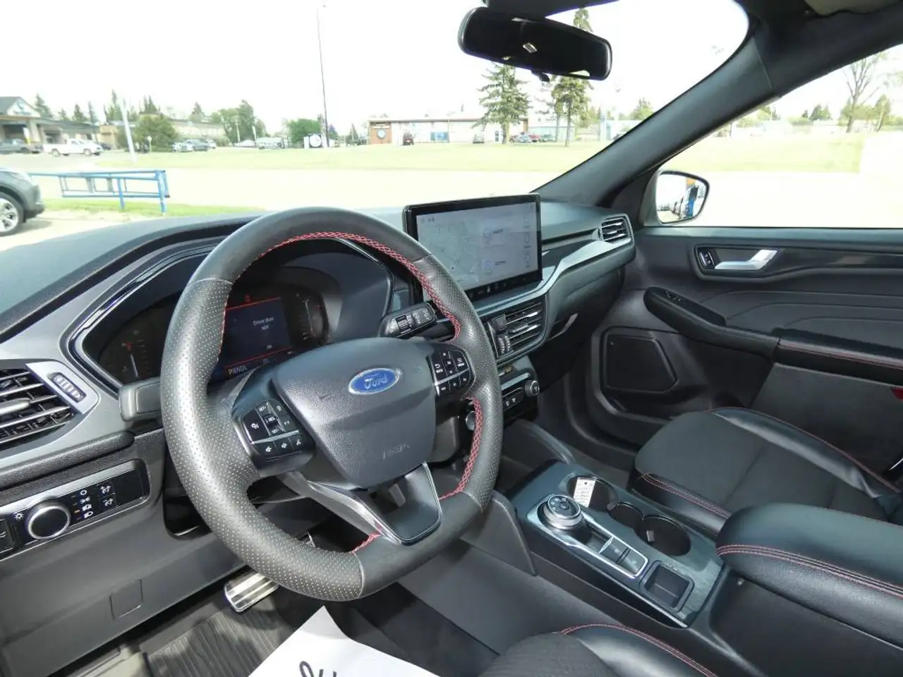 Ford Escape снимка Ford Escape