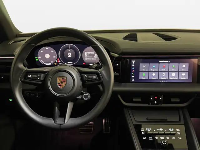Porsche Macan view 12