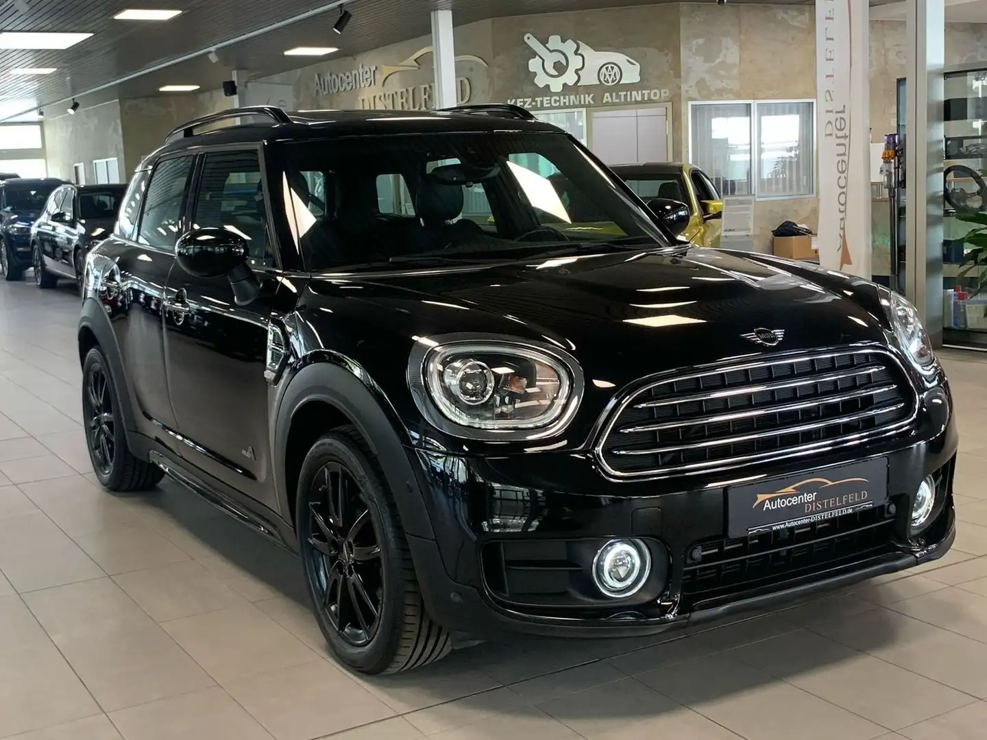 MINI Cooper Countryman All4 Automatik Panorama Leder Navi Schwarz - 1