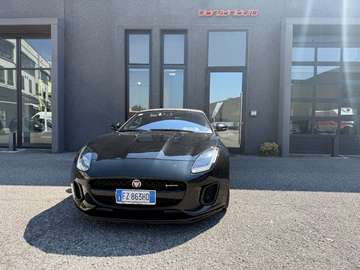 2.0 i4 R-Dynamic rwd 300cv auto