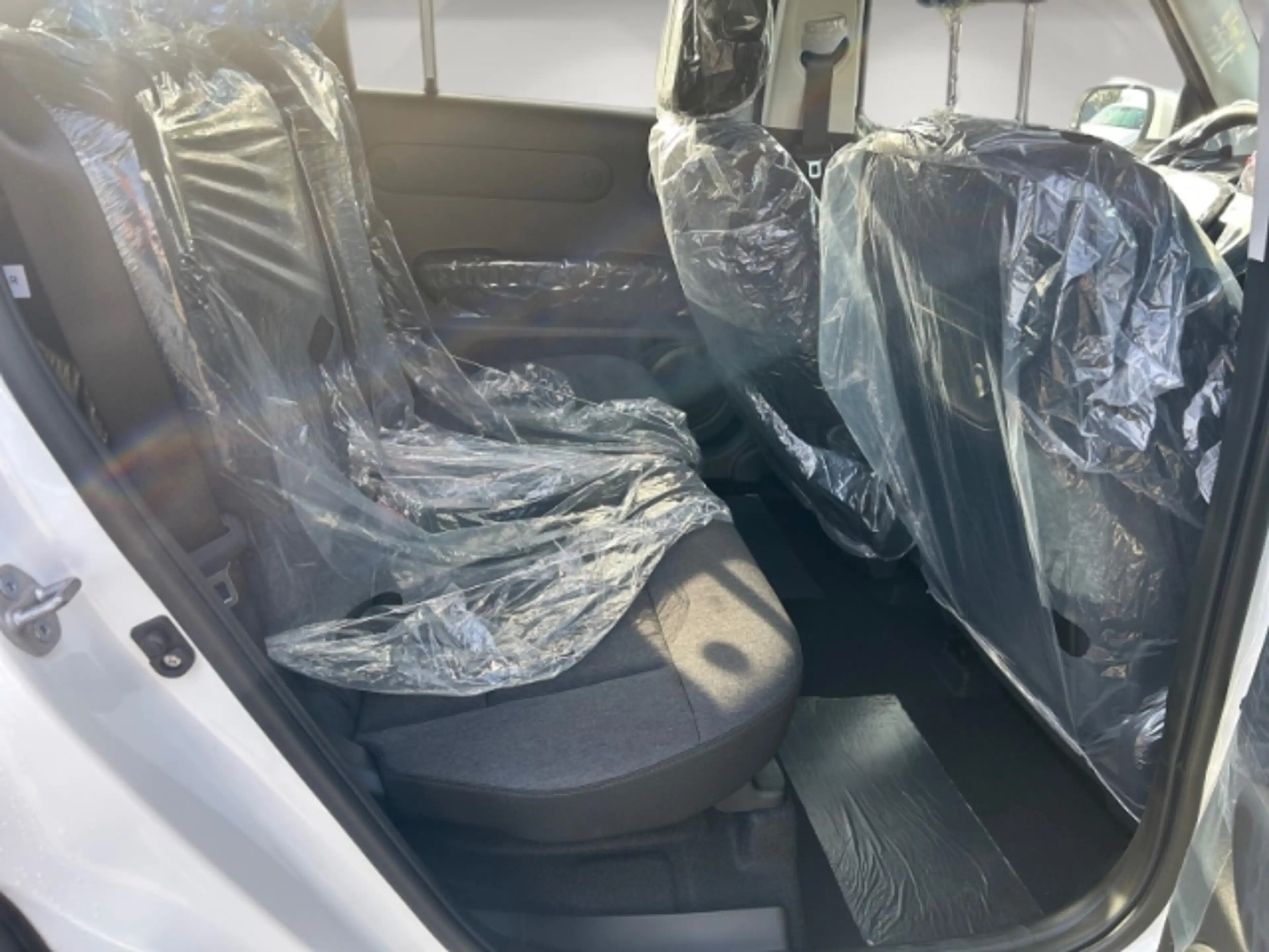 Hyundai Inster 42 kWh Trend Wärmepumpe/Navi/Lenkrad/Sitzheizung/P — photo 13