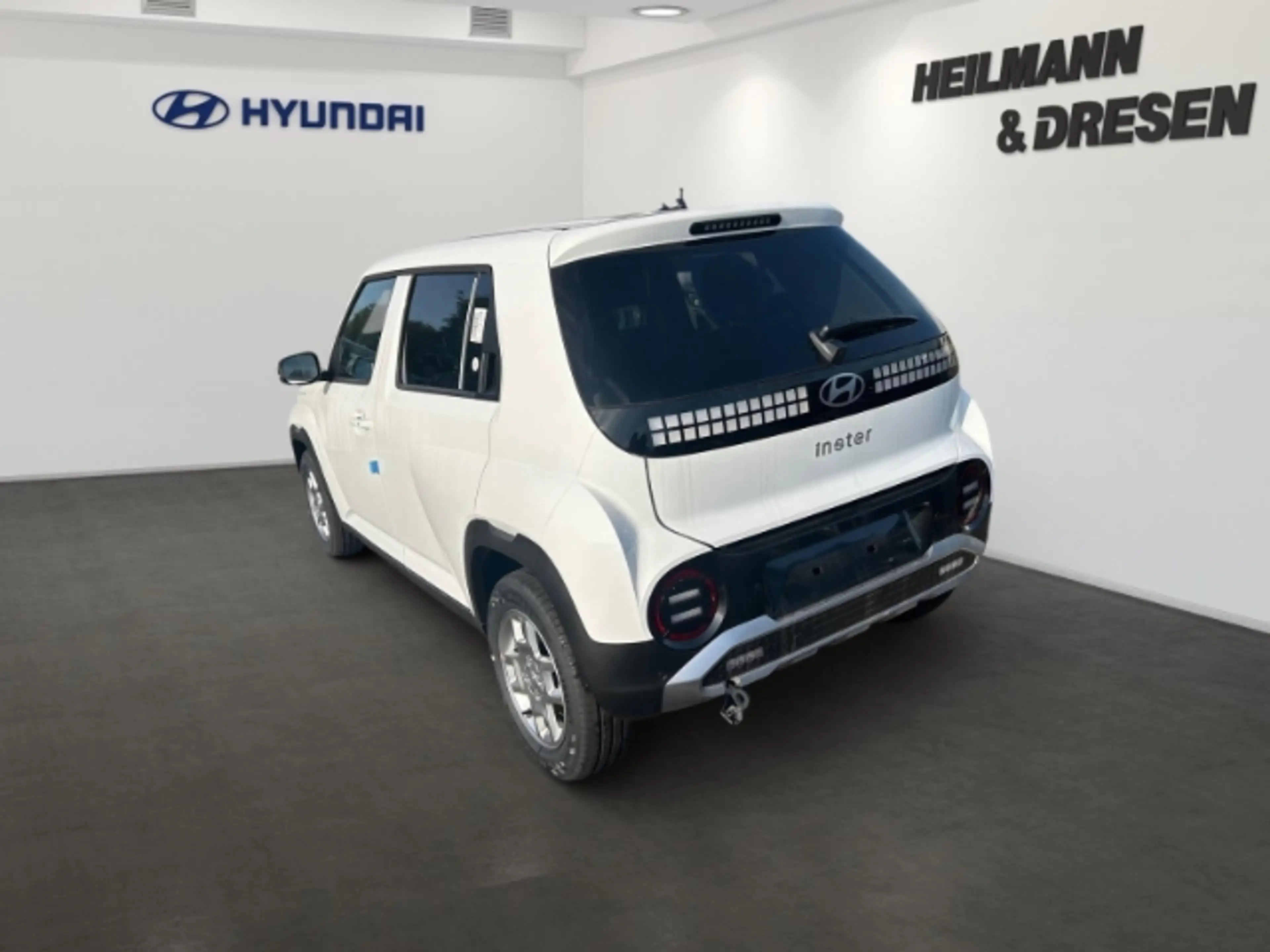 Hyundai Inster 42 kWh Trend Wärmepumpe/Navi/Lenkrad/Sitzheizung/P — photo 4