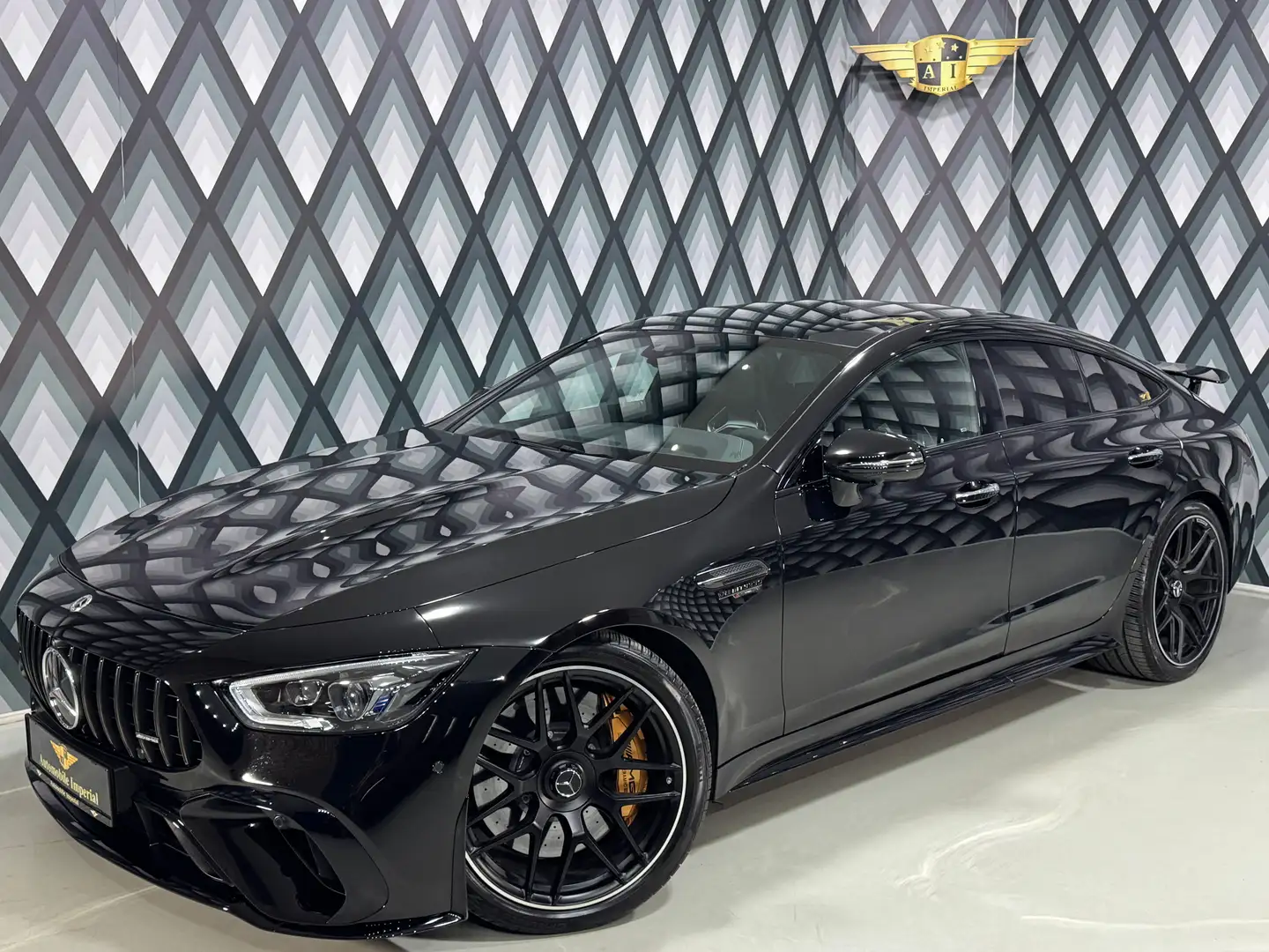 Mercedes-Benz AMG GT 63 S 4MATIC+ // E-PERFORMANCE // MEGA GERÄT // Schwarz - 2