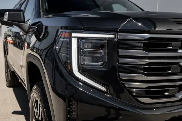 GMC Sierra view 10