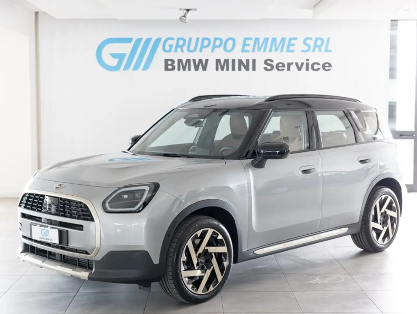 MINI Countryman C Mini Countryman U25 1.5 48V C Favoured auto Gris - 1