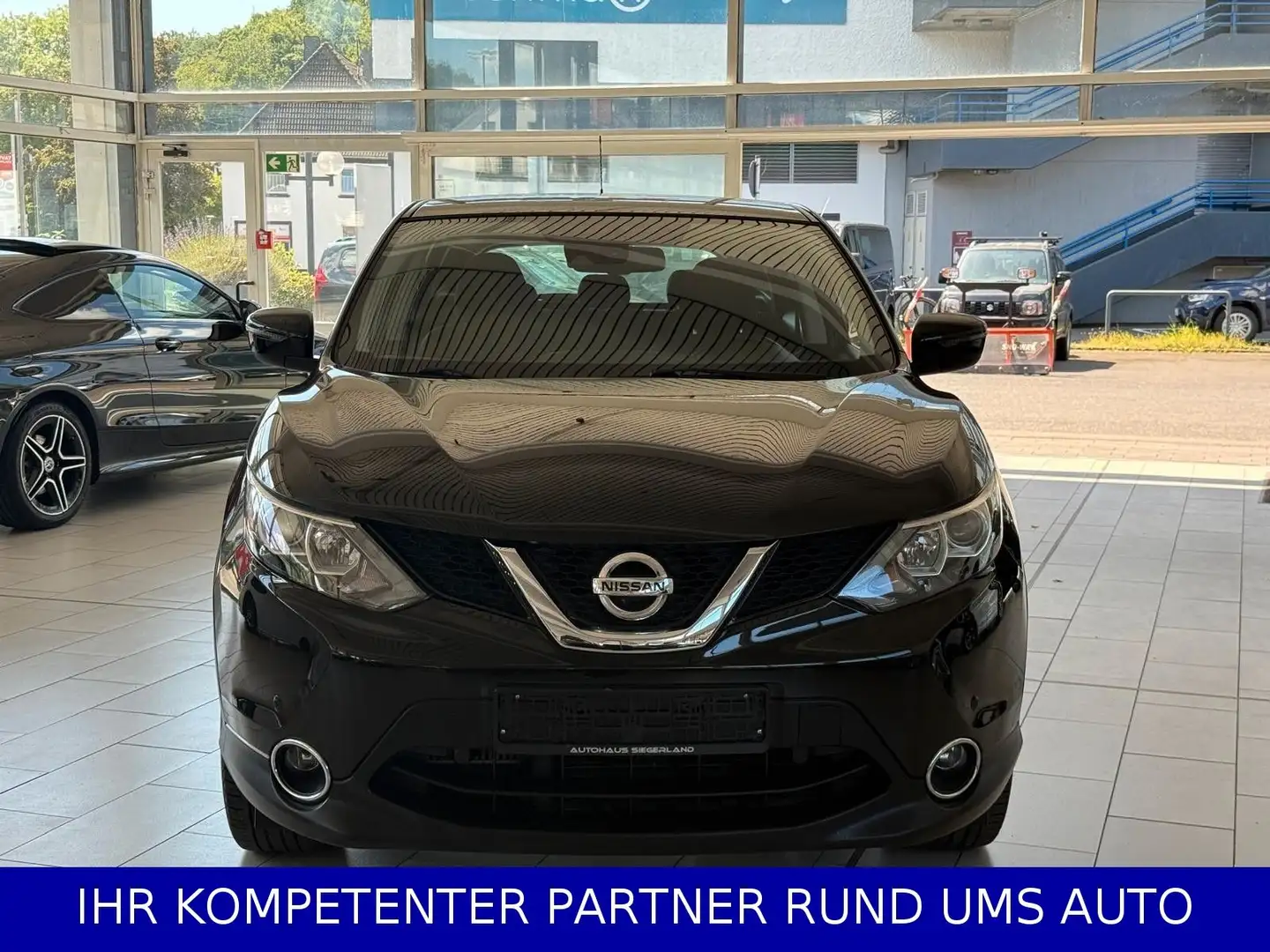 Nissan Qashqai Acenta Schwarz - 2