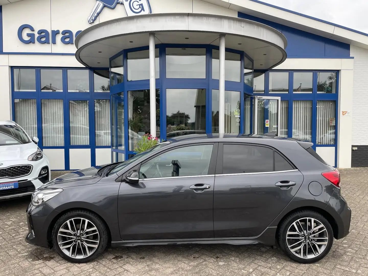 Kia Rio 1.0 TGDI GT-Line | AppleCarplay/AndroidAuto, Navig Gris - 2
