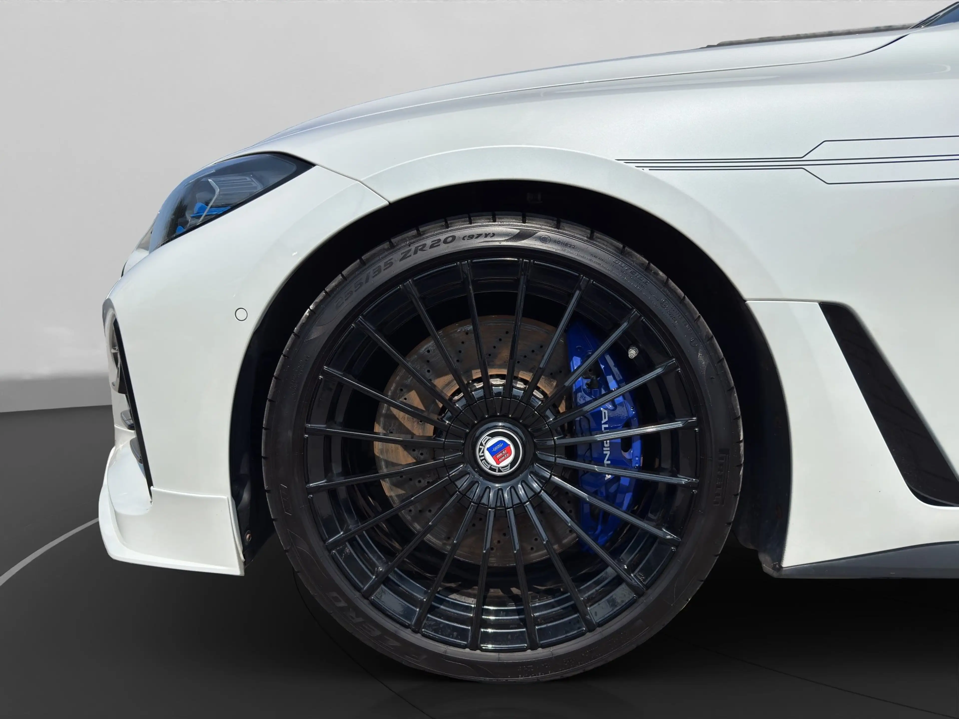Alpina D4 S Gran Coupé Allrad Glasdach ParkingAssistPlus Har — photo 9