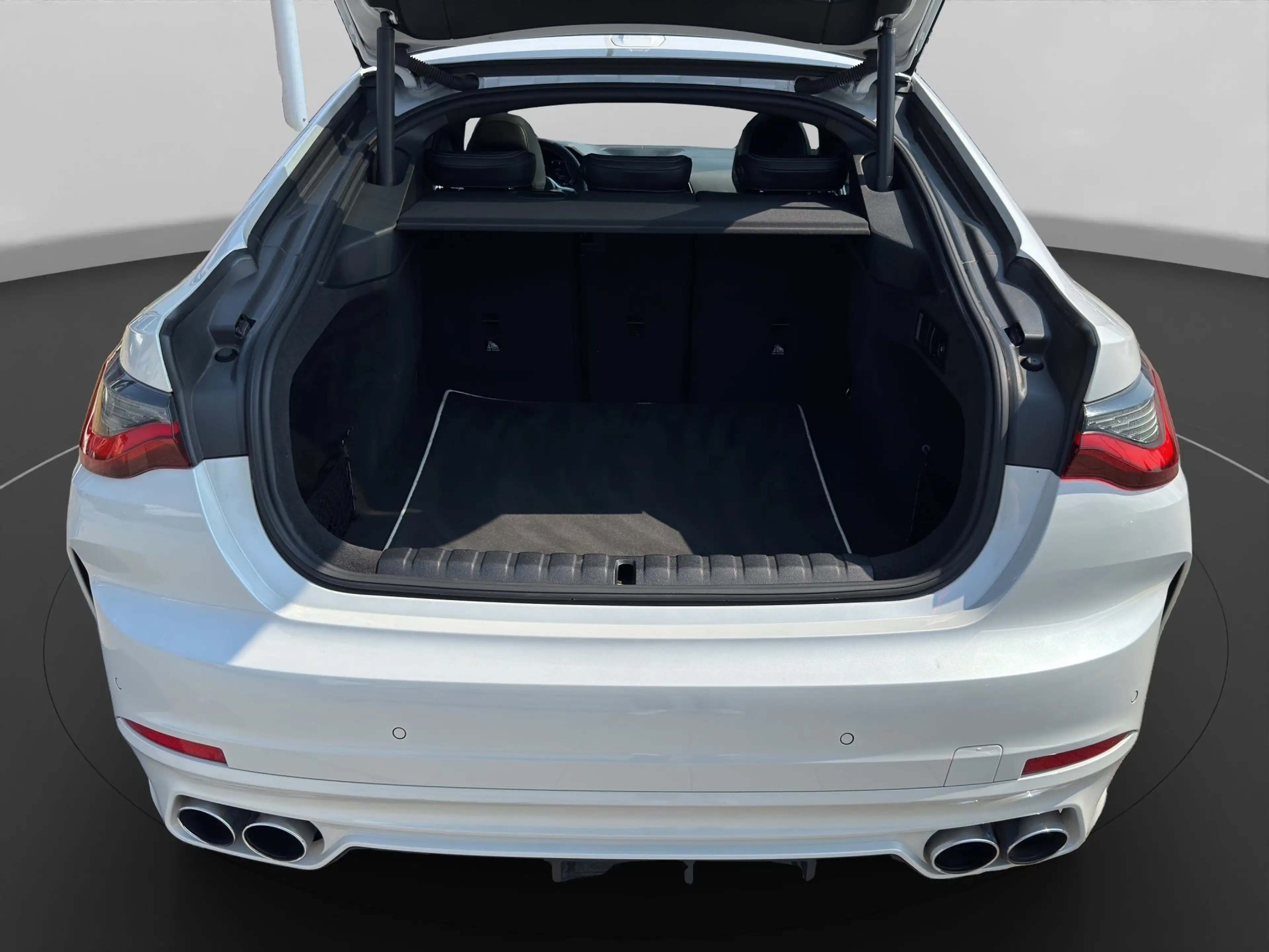 Alpina D4 S Gran Coupé Allrad Glasdach ParkingAssistPlus Har — photo 15