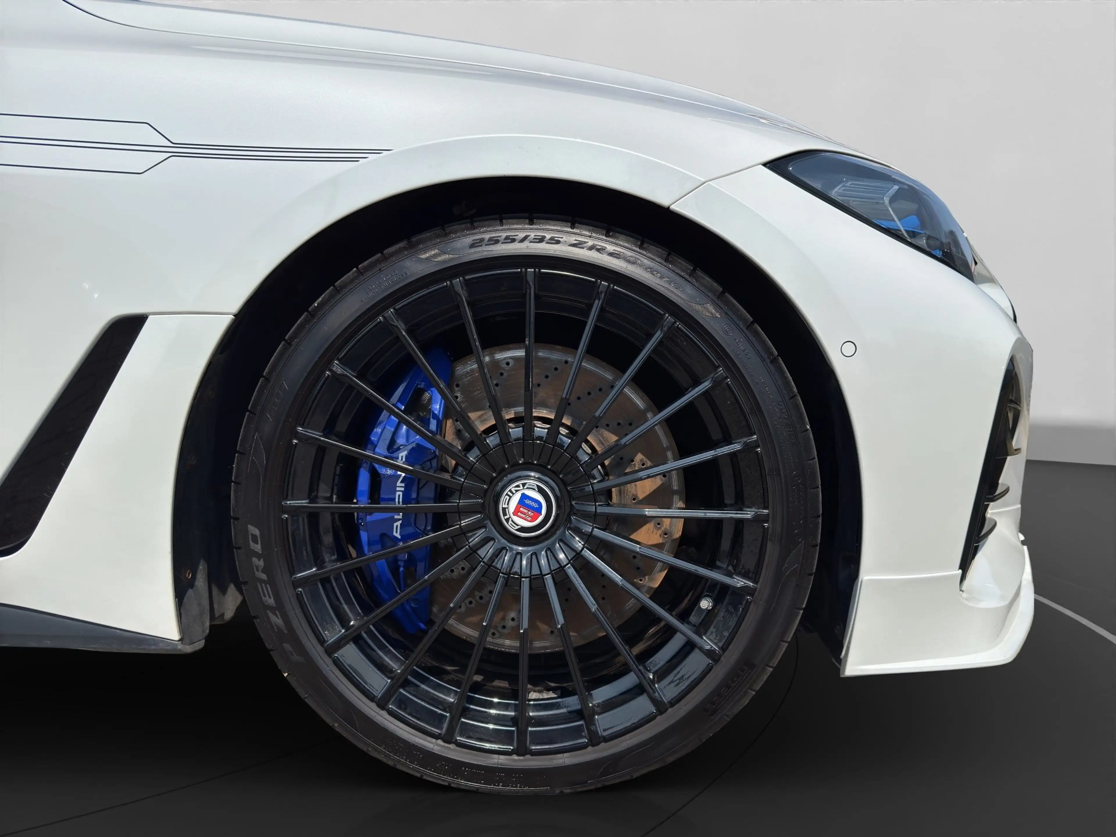Alpina D4 S Gran Coupé Allrad Glasdach ParkingAssistPlus Har — photo 12
