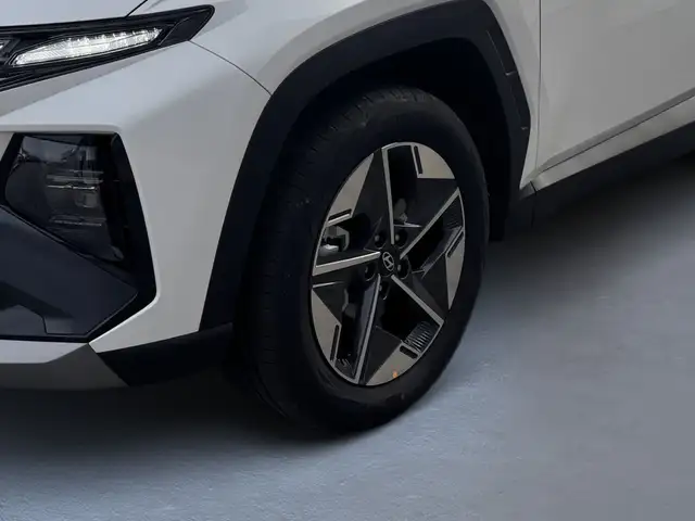 Hyundai Matrix view 6