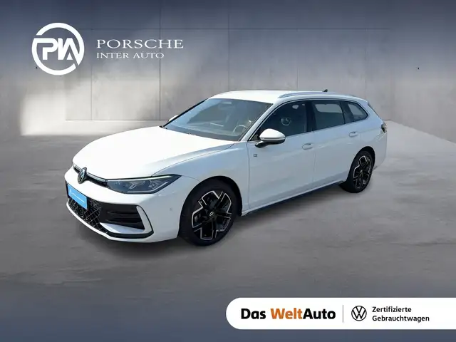 Volkswagen Passat main image