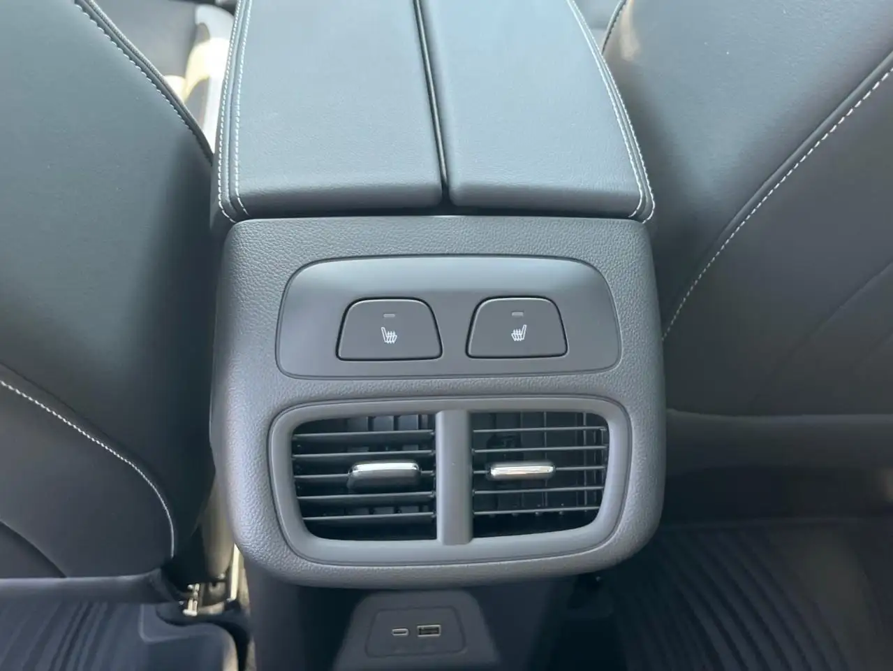 Buick Envision снимка Buick Envision