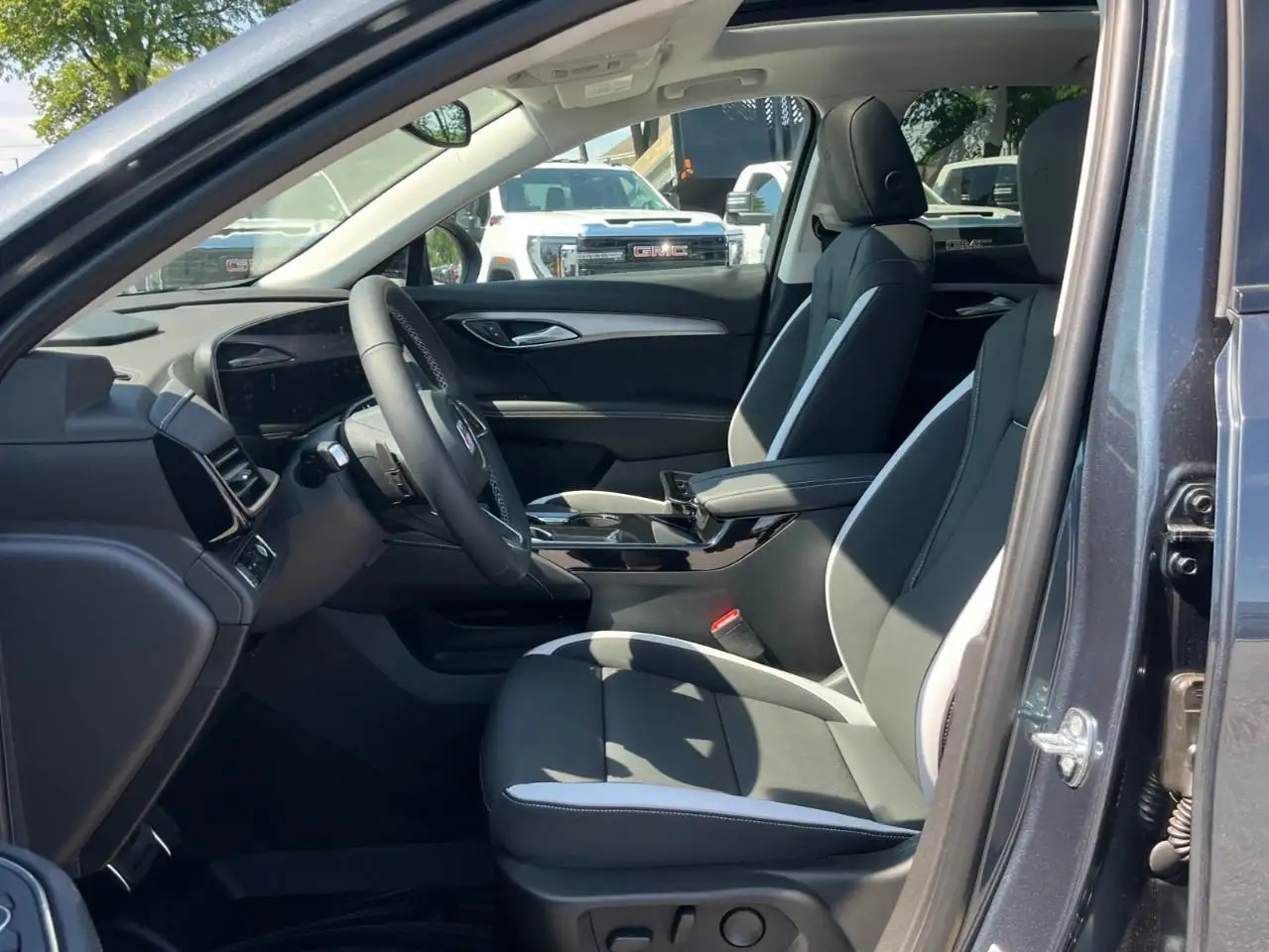Buick Envision снимка Buick Envision