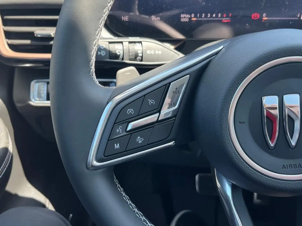 Buick Envision снимка Buick Envision