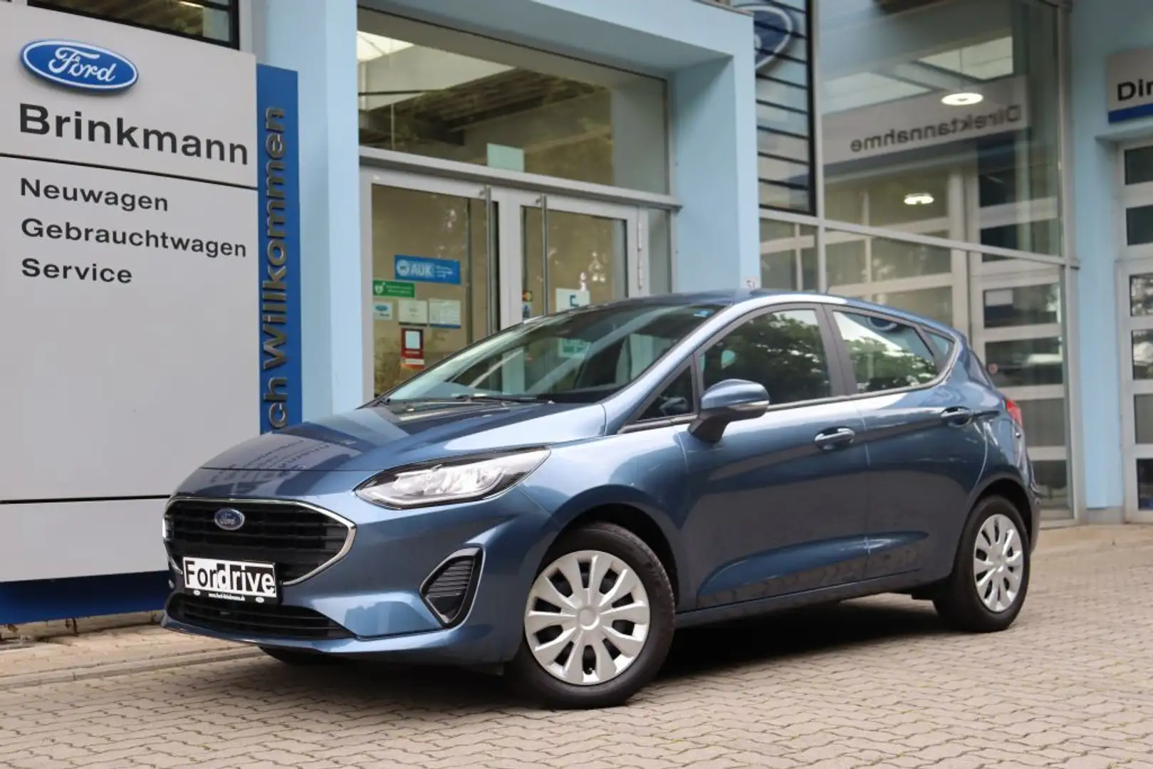 Ford Fiesta 1.0 EcoBoost S&S Cool&Connect Blau - 1