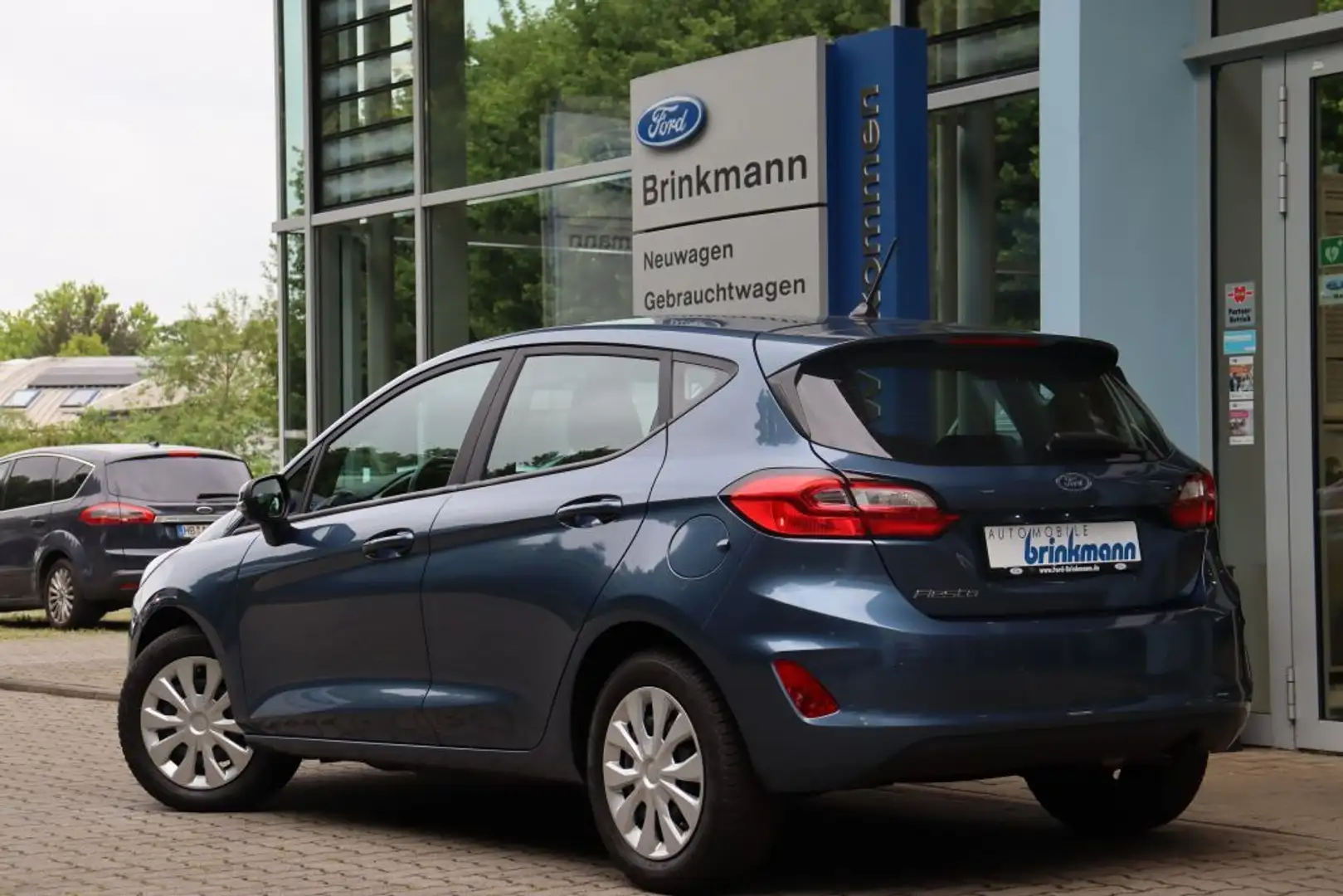 Ford Fiesta 1.0 EcoBoost S&S Cool&Connect Blau - 2