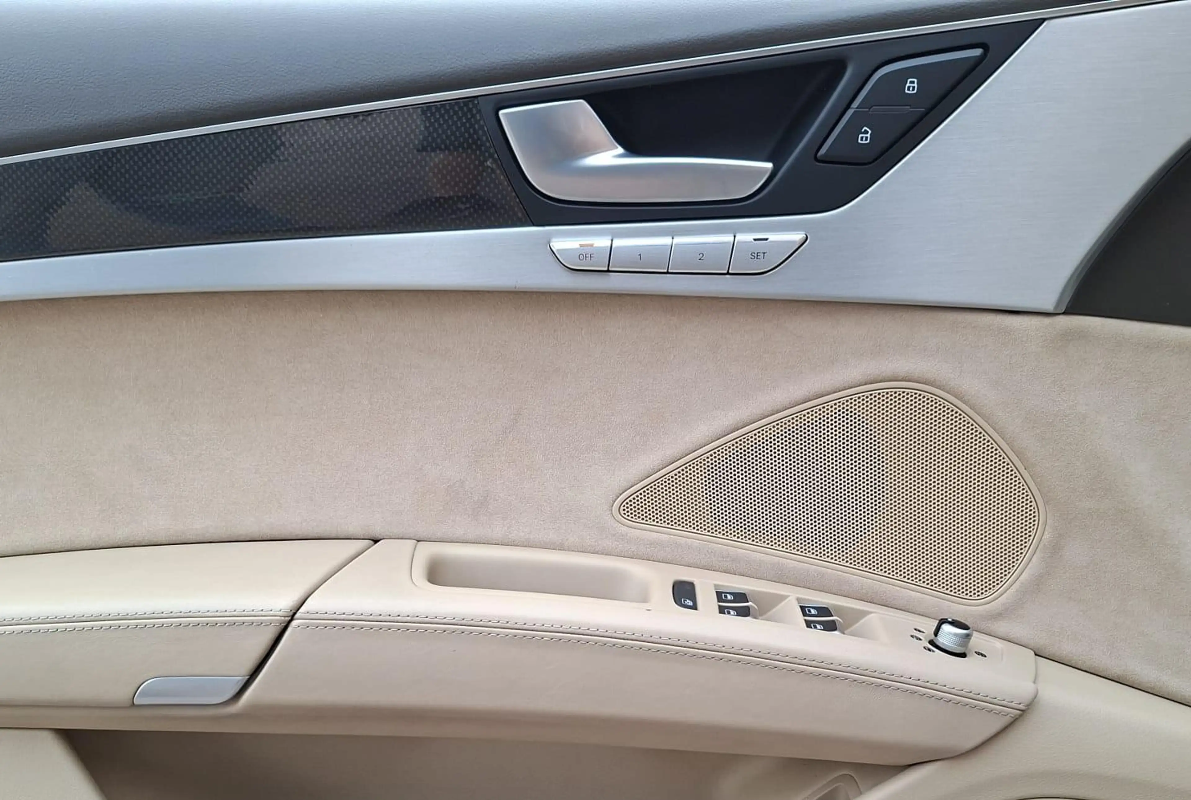 Audi S8 4.0 TFSI S8 quattro Pro Line+ Luxe/Leder/Carbon/52 — photo 12