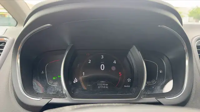 Renault Grand Scenic view 12