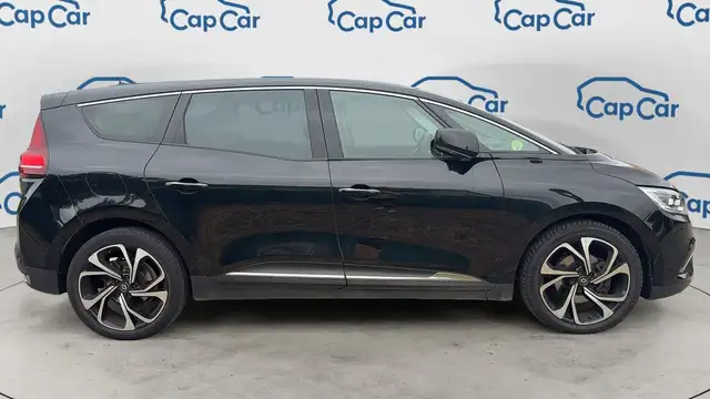 Renault Grand Scenic view 4