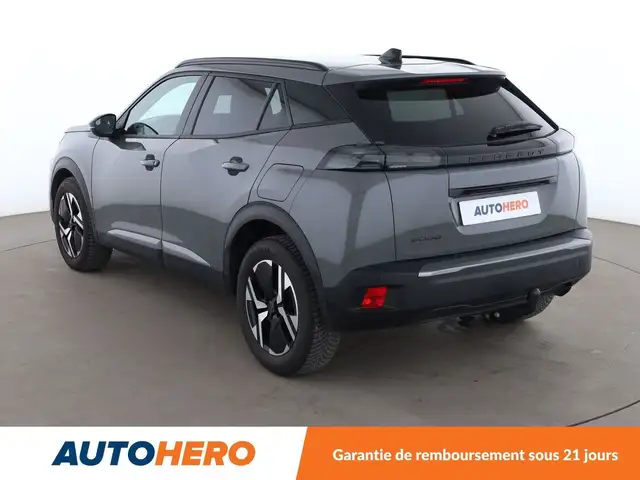 Peugeot 2008 view 4