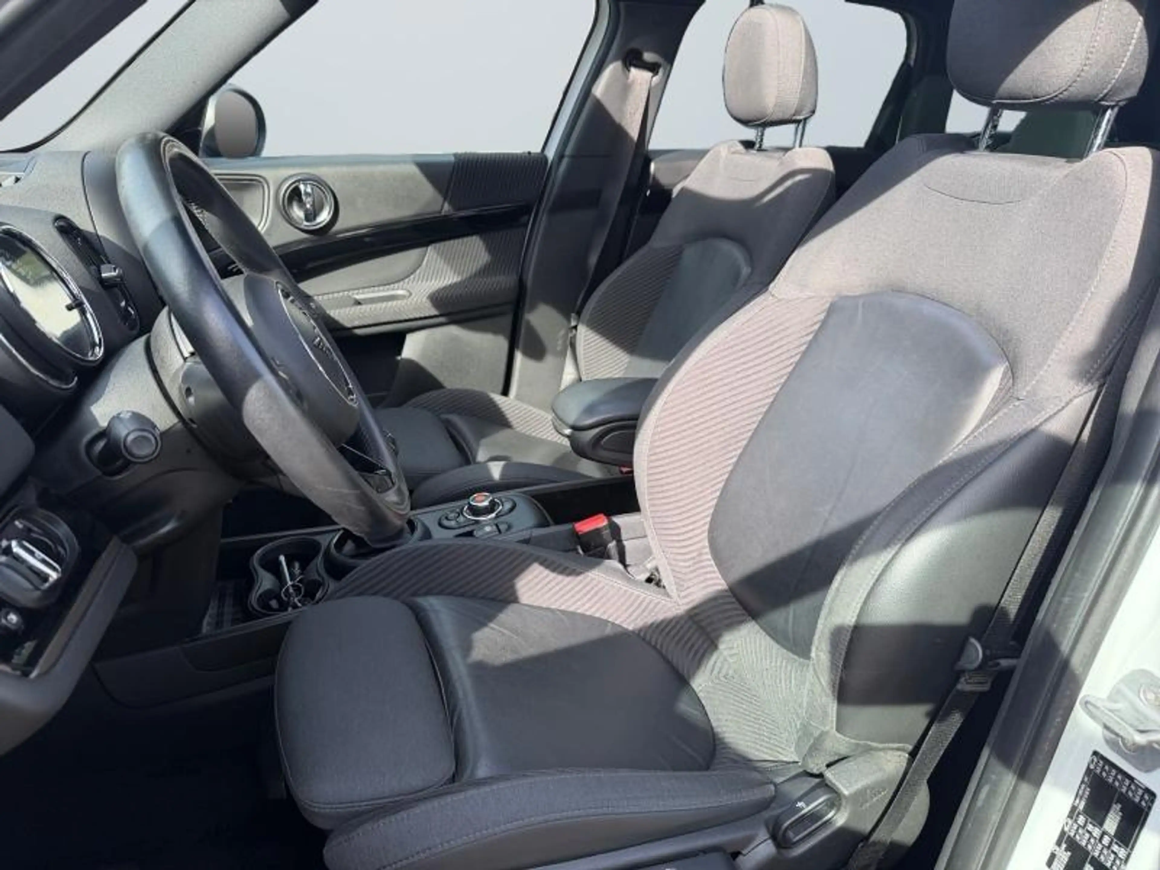 MINI Cooper Countryman Countryman 2 — photo 10
