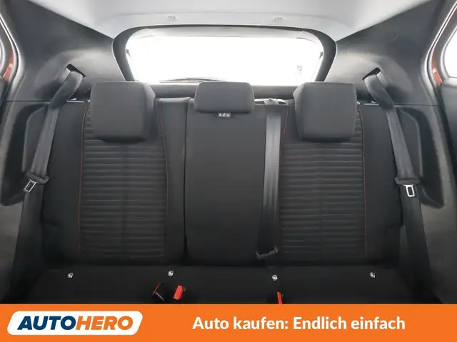 Peugeot 2008 view 15