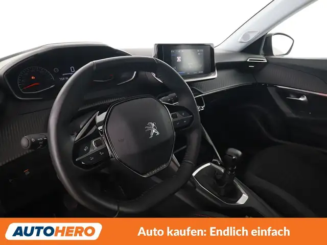 Peugeot 2008 view 11