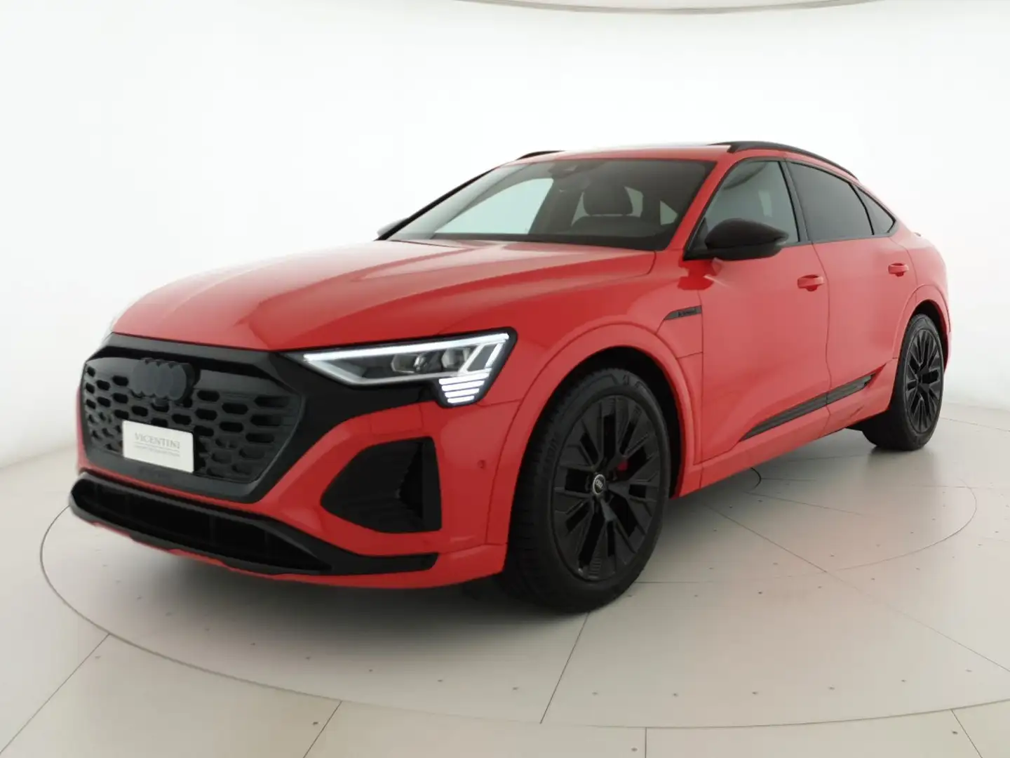 Audi Q8 e-tron Sportback 55 408CV quattro S line Edition Rojo - 1
