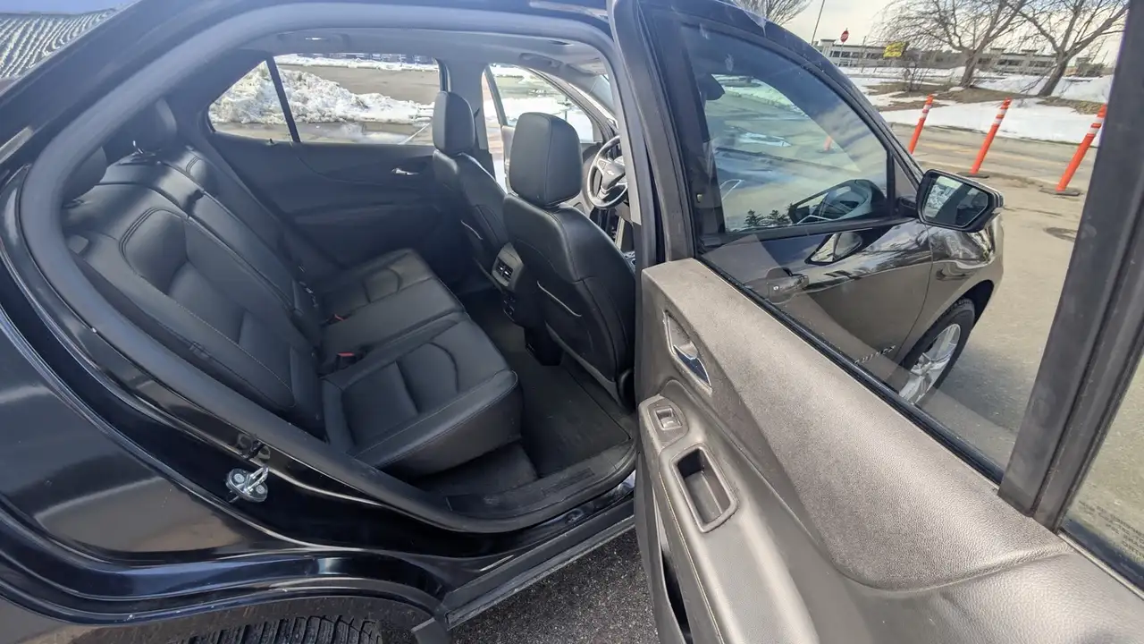 Chevrolet Equinox photo Chevrolet Equinox