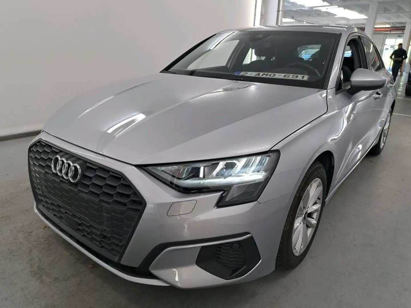Audi A3 30TFSi Sportback Advanced LED-CRUISE-NAVI-VIRTUAL Argent - 2