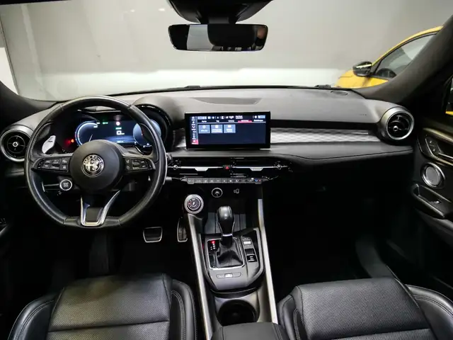 Alfa Romeo Tonale view 11
