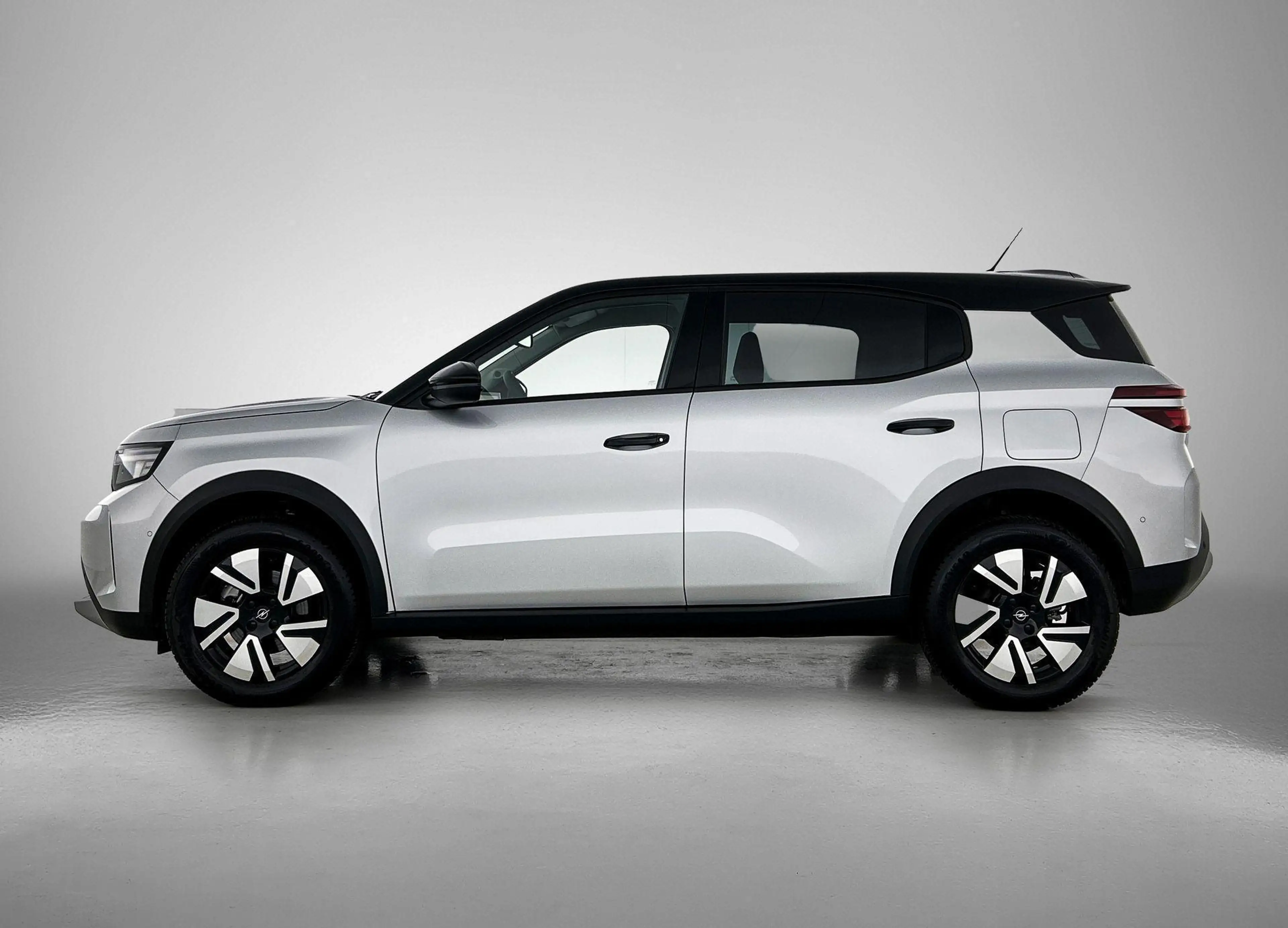 Opel Frontera 1.2 Turbo MHEV 100kW GS Verwacht — photo 3