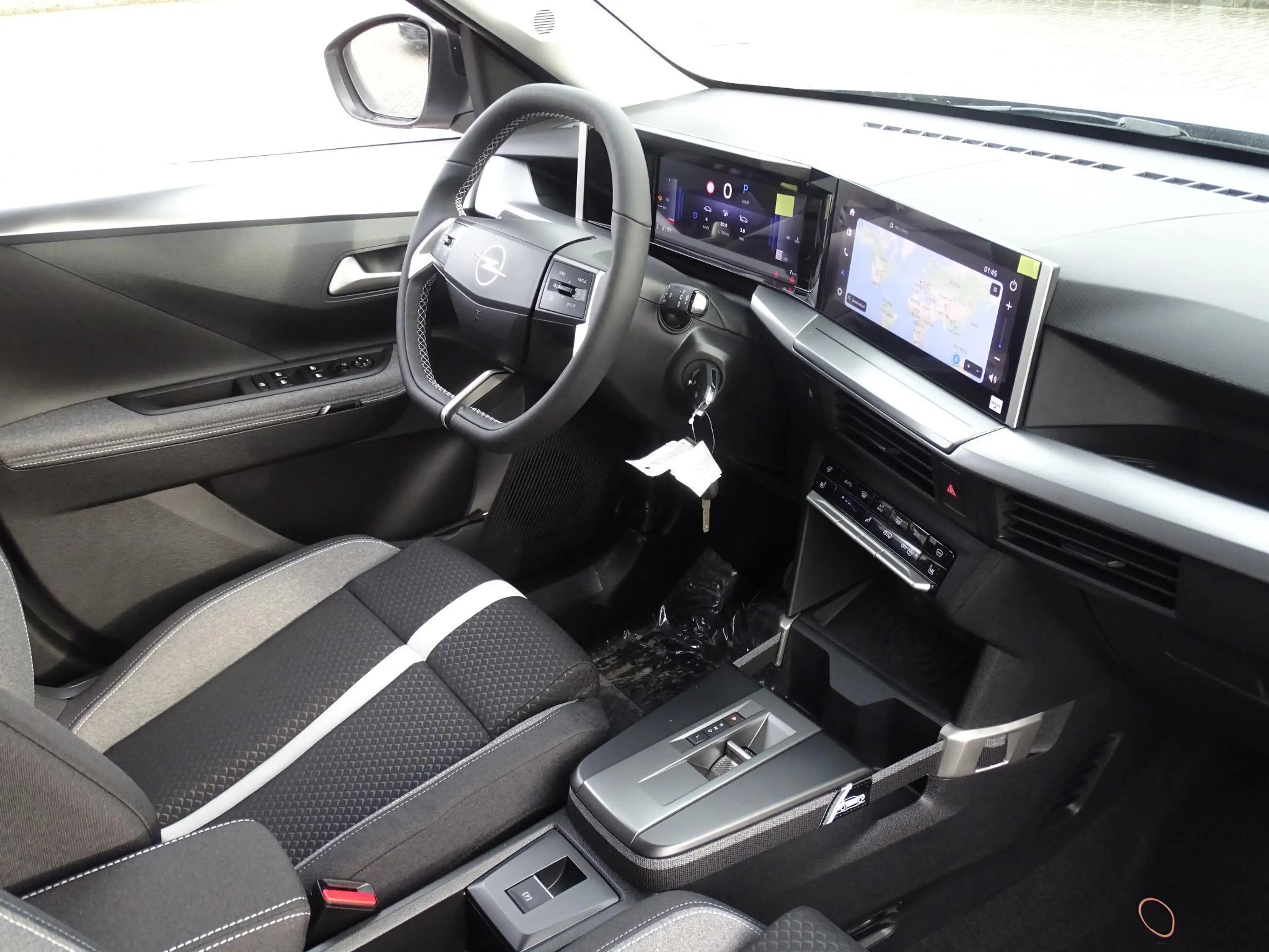 Opel Frontera 1.2 Turbo MHEV 100kW GS Verwacht — photo 10