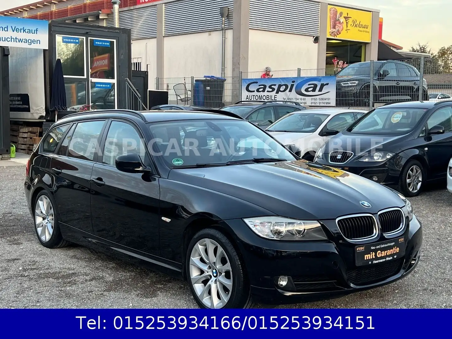 BMW 318 i Touring,SHZ,PDC,8 FACH BEREIFT,AHK,1.HAND Schwarz - 1