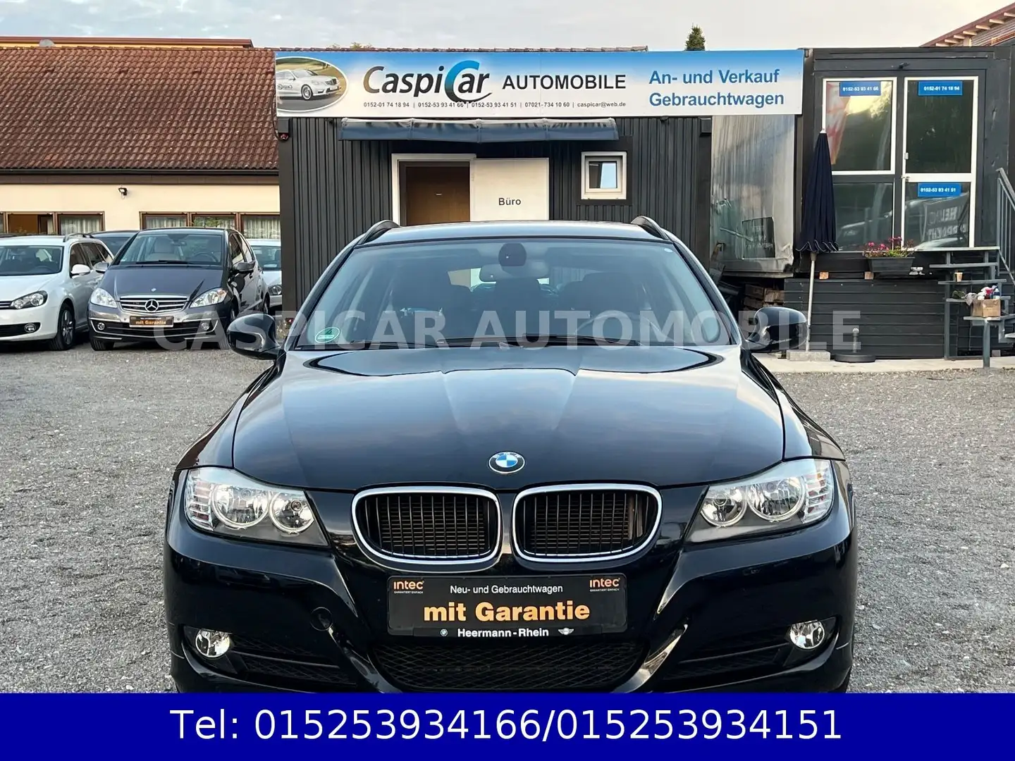 BMW 318 i Touring,SHZ,PDC,8 FACH BEREIFT,AHK,1.HAND Schwarz - 2
