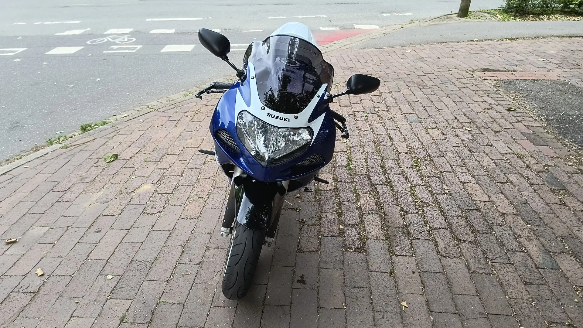 Suzuki GSX-R 600 Bleu - 2