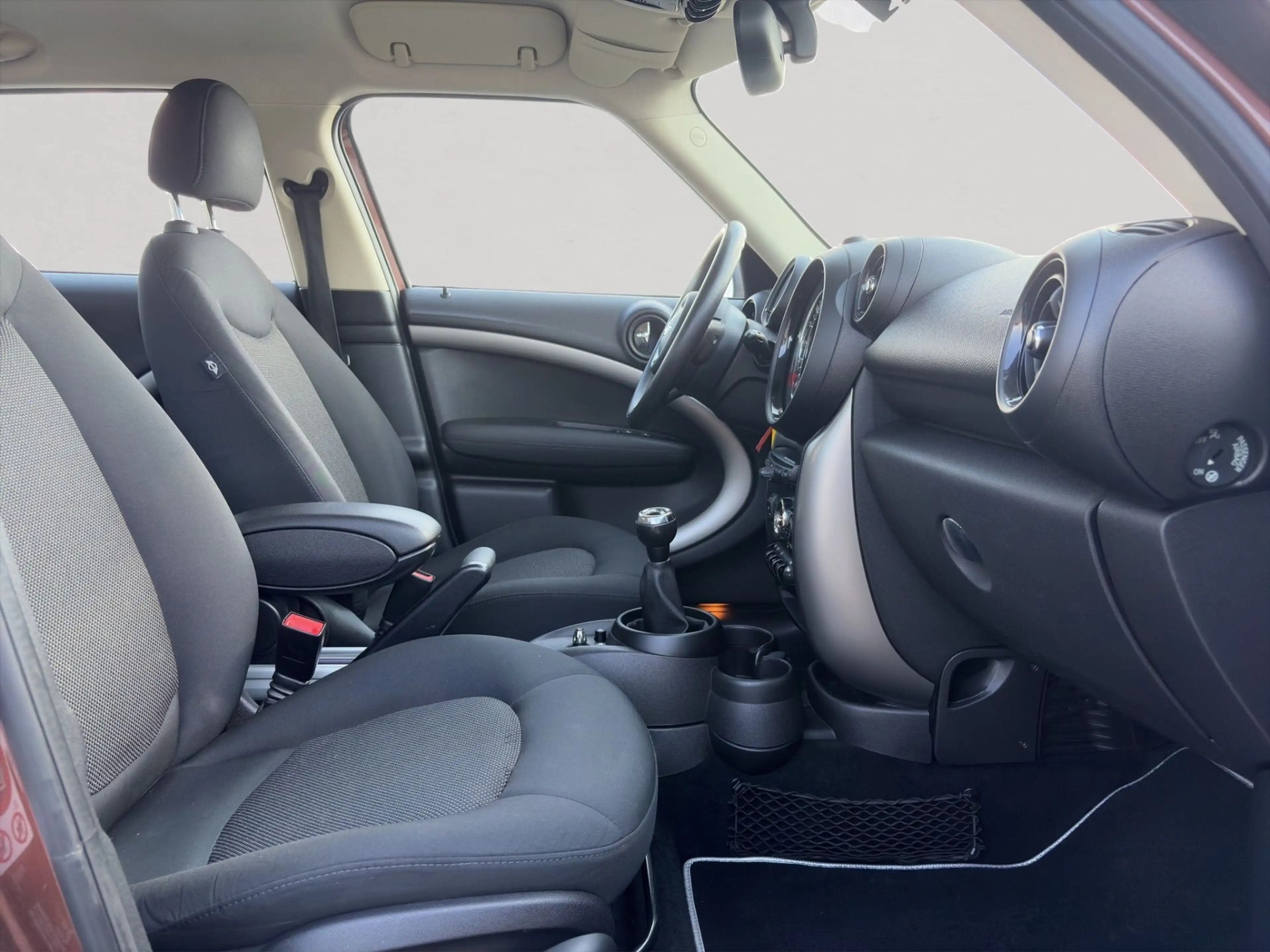 MINI Cooper Countryman Cooper ALL4!!! BI-XENON;PDC;NAVIGATION:SITZHEIZUNG — photo 12