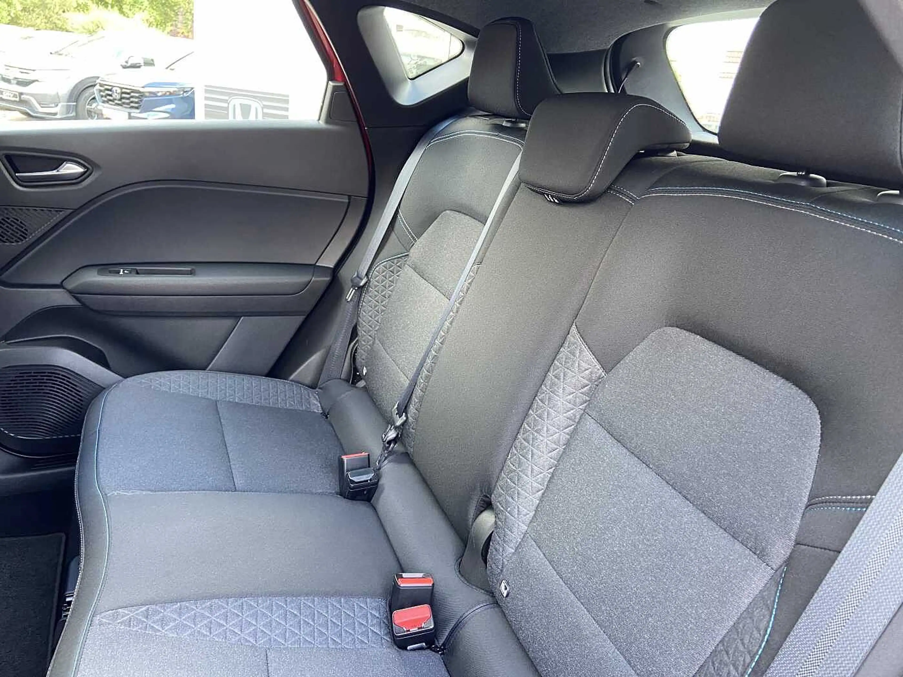 Mitsubishi ASX 1.3 Turbo Mildhybrid DCT / Allwetterreifen — photo 11