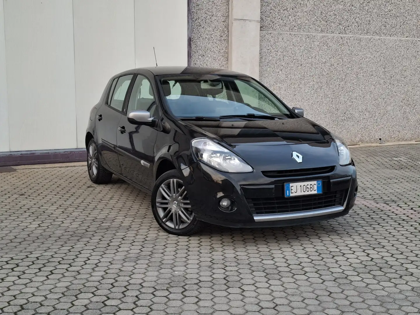 Renault Clio 1.6 16v Dynamique 20th *CAMBIO AUTOMATICO* Nero - 1